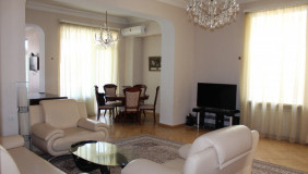 For Rent 5 room  Apartment in Vake dist.