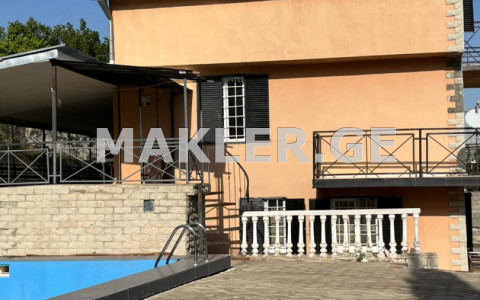  For Rent 320 m² space Private House in Tsavkisi