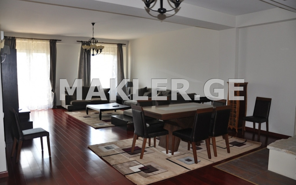  Kiralık 4   Daire in Saburtalo dist.  in S.Chikovani st. 