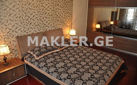  Kiralık 4   Daire in Saburtalo dist.  in S.Chikovani st. 