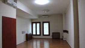 Сдаётся 142 m² площадь Офис на Мтацминда  (Старый Тбилиси)