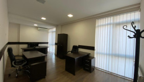 Сдаётся 201 m² площадь Офис в Ваке