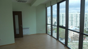 Kiralık 84 m²  Büro & Ofis in Saburtalo