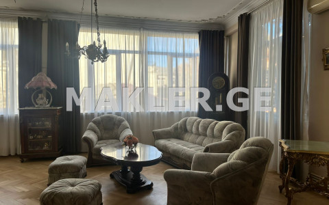  Kiralık 4   Daire in Vake dist.  in Janashvili st. 