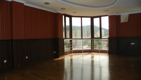 Satılık 653 m²  Büro & Ofis in Saburtalo dist.