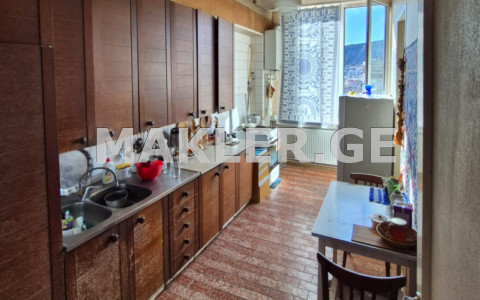  Satılık 6   Daire in Saburtalo dist.  in Panaskertel-Tsitsishvilii st. 