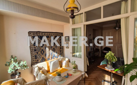  For Sale 6 room  Apartment in Saburtalo dist.  in Panaskertel-Tsitsishvilii st. 