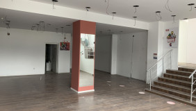 For Rent 350 m² space Commercial space in Chugureti dist.