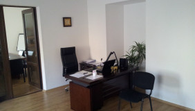 Kiralık 120 m²  Büro & Ofis in Mtatsminda dist. (Old Tbilisi)