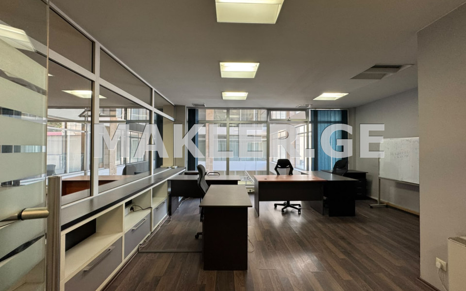  For Rent 230 m² space Office in Mtatsminda dist. (Old Tbilisi)  in Besiki st. 