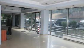 Сдаётся 570 m² площадь Офис на Мтацминда  (Старый Тбилиси)