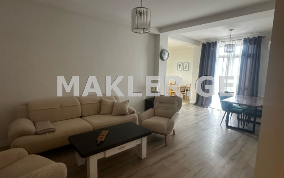  ქირავდება 3 ოთახიანი  ბინა ვერაზე  ჭოველიძის ქუჩაზე 