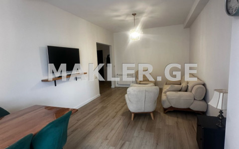  ქირავდება 3 ოთახიანი  ბინა ვერაზე  ჭოველიძის ქუჩაზე 