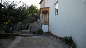 Satılık 280 m²  Villa in Ortachala
