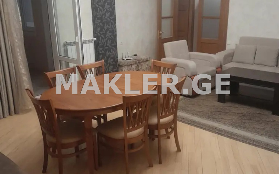  ქირავდება 4 ოთახიანი  ბინა ვაკეში  ლ. მიქელაძის ქუჩაზე 