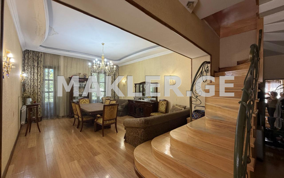  Satılık Kiralık 6   Daire in Chugureti dist.  in Agmashenebeli ave. 