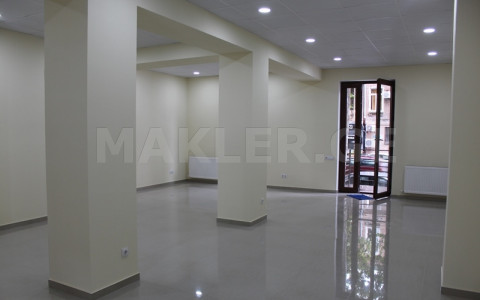  For Rent 100 m² space Commercial space in Vake dist.  on Ir. Abashidze st. 