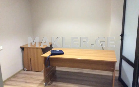  ქირავდება 90 m² ფართობის ოფისი საბურთალოზე  ნუცუბიძის ქუჩაზე 