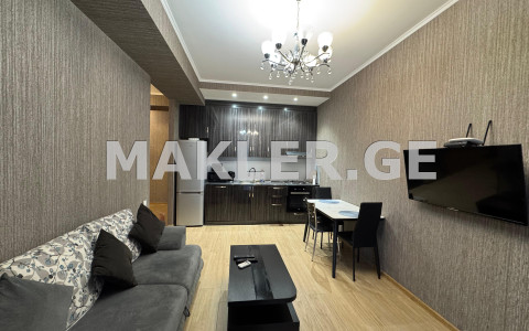  ქირავდება 3 ოთახიანი  ბინა ვაკეში  ი. ჭავჭავაძის გამზ. 