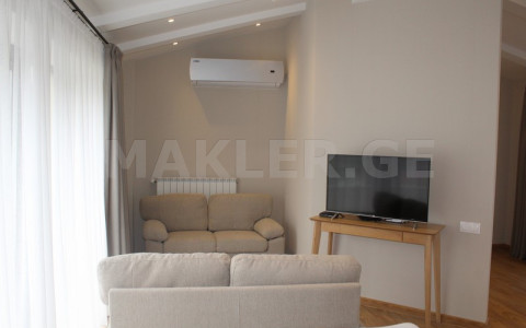  For Rent 4 room  Apartment in Mtatsminda dist. (Old Tbilisi)  in Br. Zubalashvili st. 