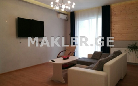  Сдаётся 3 комнатная  Квартира в Ваке  на ул. Кипшидзе 