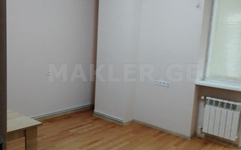 出租 7 room  公寓 萨布尔塔洛区  in Vazha-pshavela avenue 