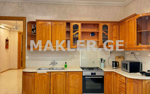  Kiralık 4   Daire in Vake dist.  on Ir. Abashidze st. 