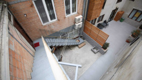 Продается 170 m² площадь Частный дом в Сололаки (Старый Тбилиси)