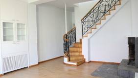 For Rent 238 m² space Private House in Vake dist.