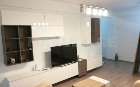  للإيجار 3 room  الشقة في منطقة سابورتالو  في هضبة نوتسوبيدزه 
