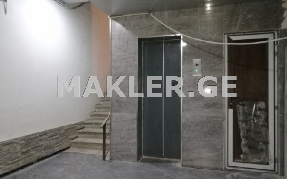  出租 3 room  公寓 瓦凯区  in Shrosha st. 