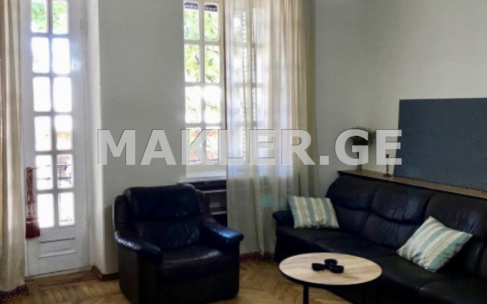  For Sale 8 room  Apartment in Vera dist.  in Shanidze st. 