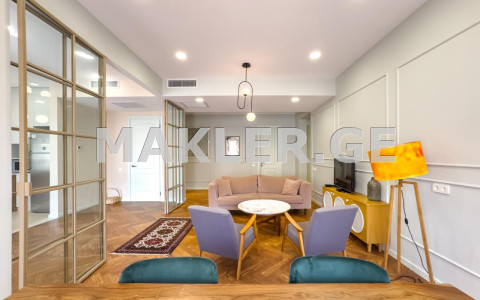  For Rent 3 room  Apartment in Mtatsminda dist. (Old Tbilisi)  in Shevchenko st. 