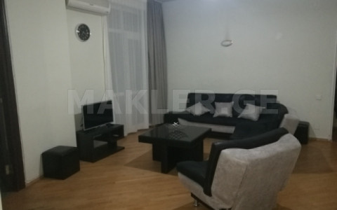  Сдаётся 3 комнатная  Квартира на Вера  на ул. Гудаури 