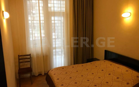  Сдаётся 3 комнатная  Квартира на Вера  на ул. Гудаури 