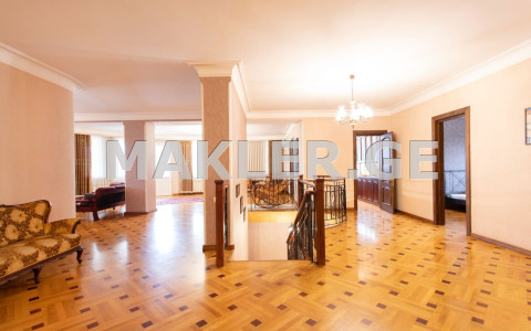  Satılık 6   Daire in Saburtalo dist.  on Kostava st. 