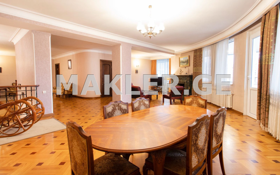  Satılık 6   Daire in Saburtalo dist.  on Kostava st. 