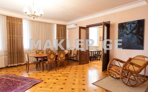  Satılık 6   Daire in Saburtalo dist.  on Kostava st. 