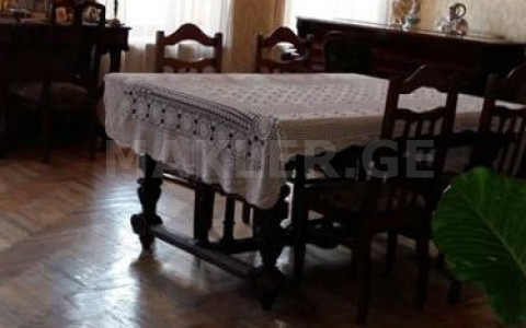  Satılık 500 m²  İşyeri in Chugureti dist.  in Agmashenebeli ave. 
