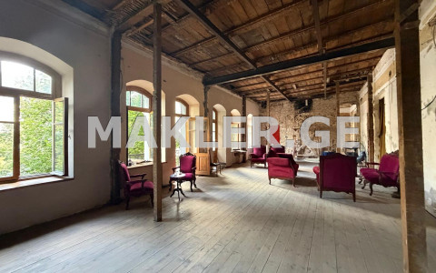  למכירה 500 m² מֶרחָב מסחרי חלל in Chugureti dist.  in Agmashenebeli ave. 