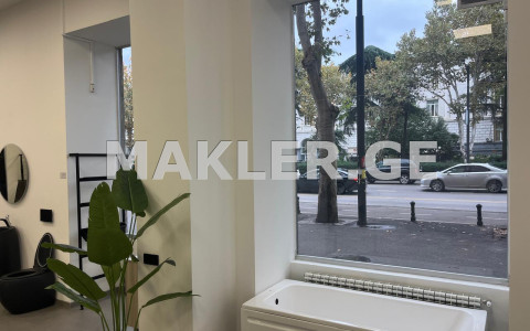  Kiralık 205 m²  İşyeri in Saburtalo dist.  on Kostava st. 