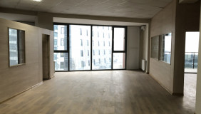 For Sale 136 m² space Office in Saburtalo dist.
