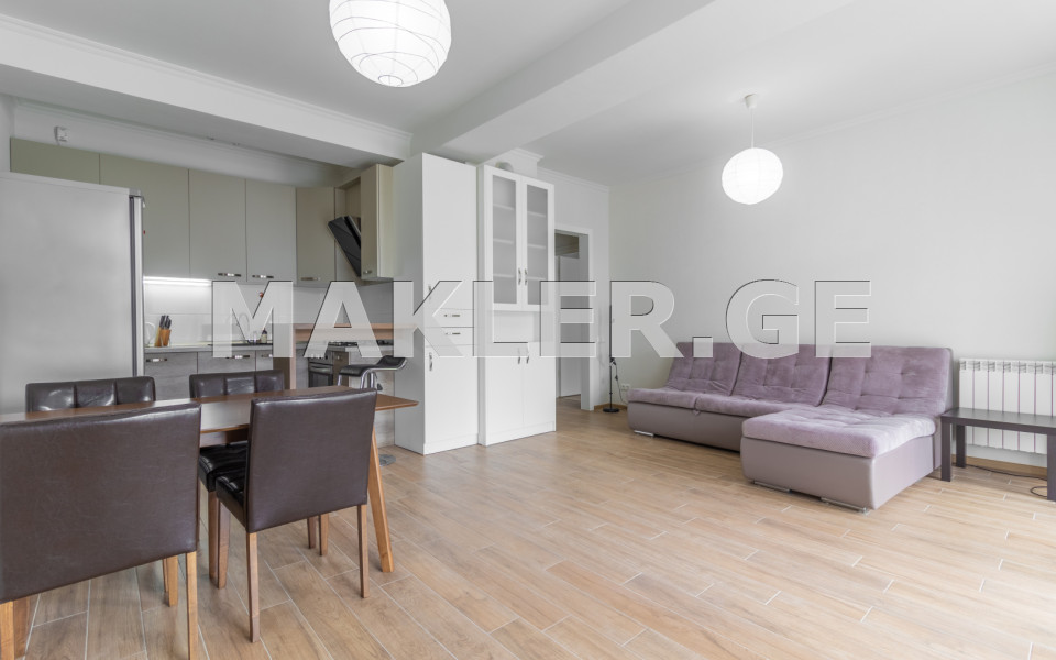  ქირავდება 2 ოთახიანი  ბინა ვაკეში  ირ. აბაშიძის ქუჩაზე 