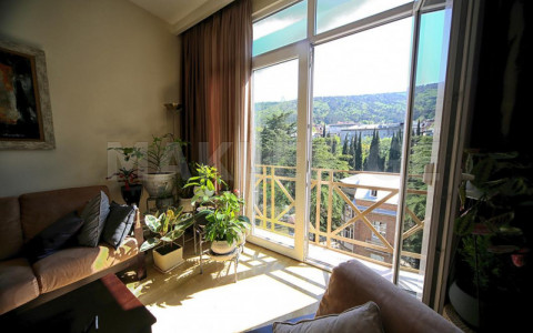  Satılık 3   Daire in Vera dist.  in Barnovi st. 