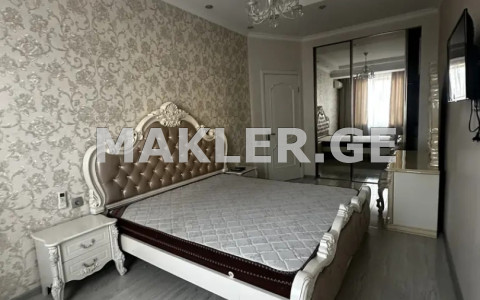  ქირავდება 3 ოთახიანი  ბინა საბურთალოზე  სულხან ცინცაძის ქუჩაზე 