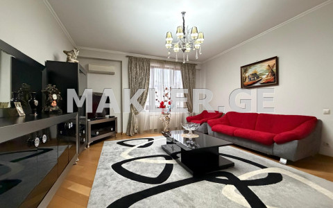  ქირავდება 2 ოთახიანი  ბინა მთაწმინდაზე (ძველ თბილისში)  ბროსეს ქუჩაზე 