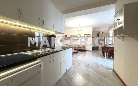  Сдаётся 4 комнатная  Квартира в Ваке  на ул. Т.Табидзе 