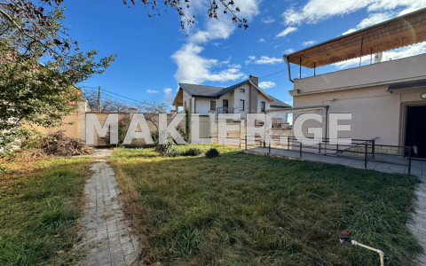  ქირავდება 300 m² ფართობის საკუთარი სახლი ვეძისში  ვაზისუბნის ქუჩაზე 