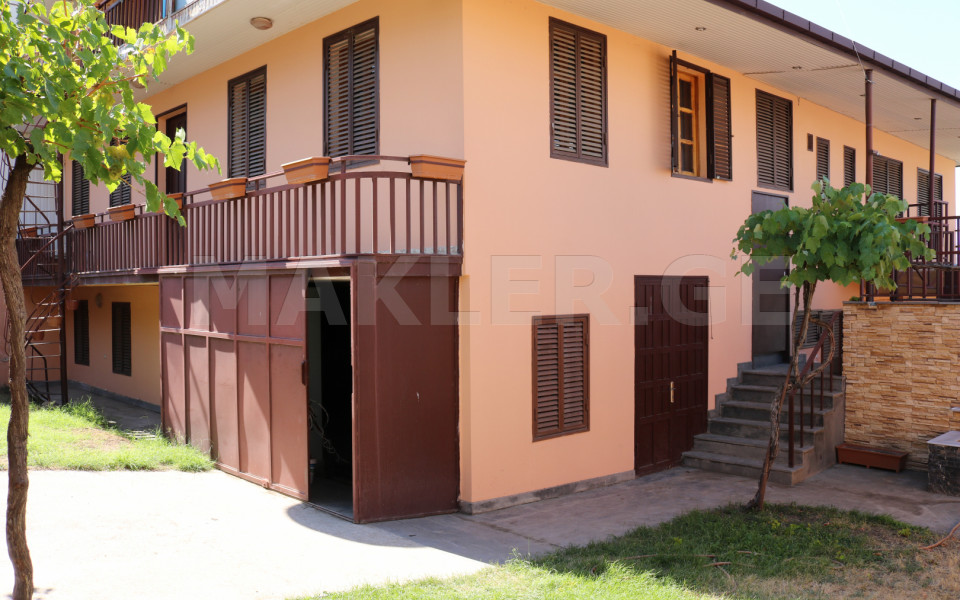  Kiralık 300 m²  Villa in Vake dist.  in Marabda st. 