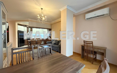  Сдаётся 3 комнатная  Квартира в Ваке  на ул. Кутателадзе 